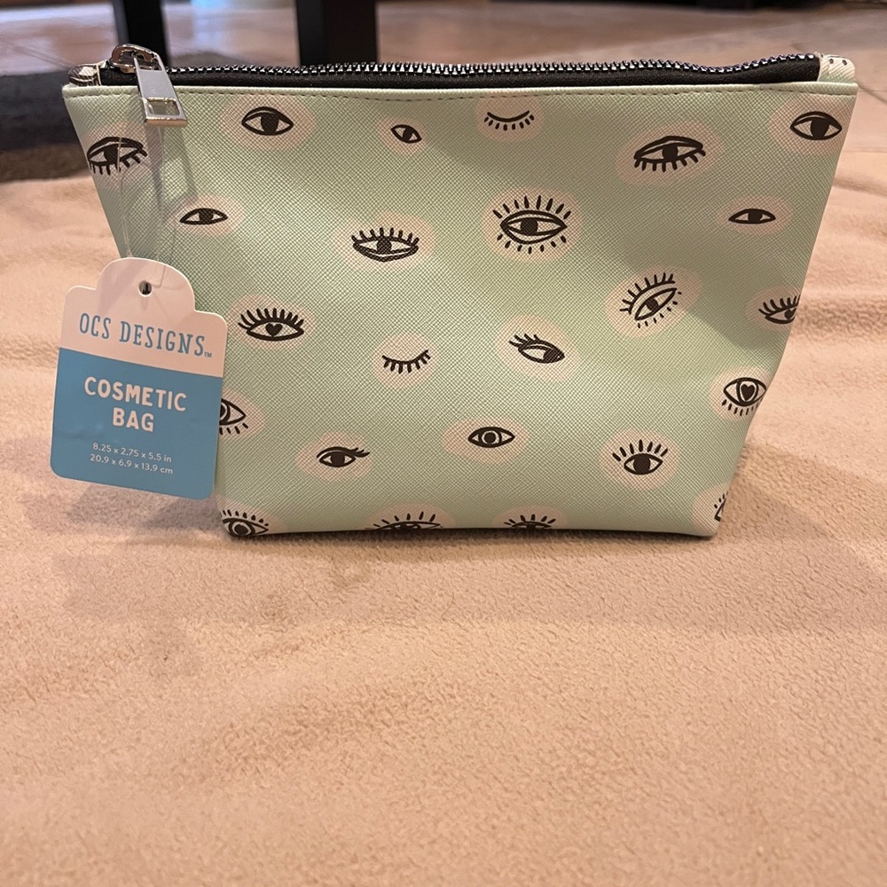 Make up bag, Eye design